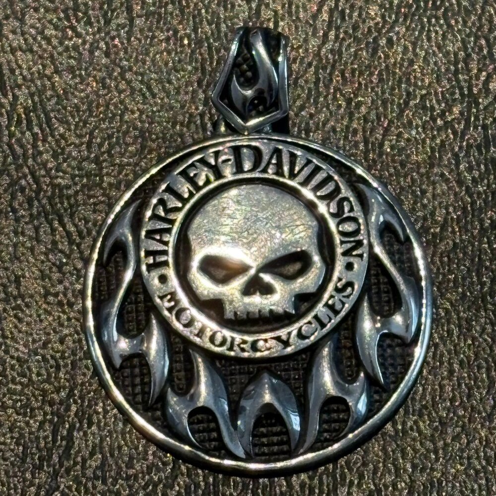 HARLEY DAVIDSON STERLING SILVER WILLE H MEDALLION